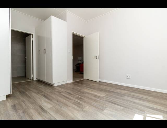 2 BEDROOM APARTMENT RENTED IN BRYANSTON